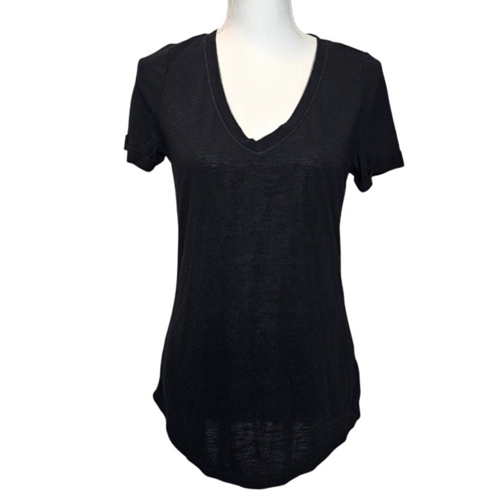 Catherine Malandrino Black V-Neck T-Shirt Medium | Basic‎ Staple Slub Knit Tee